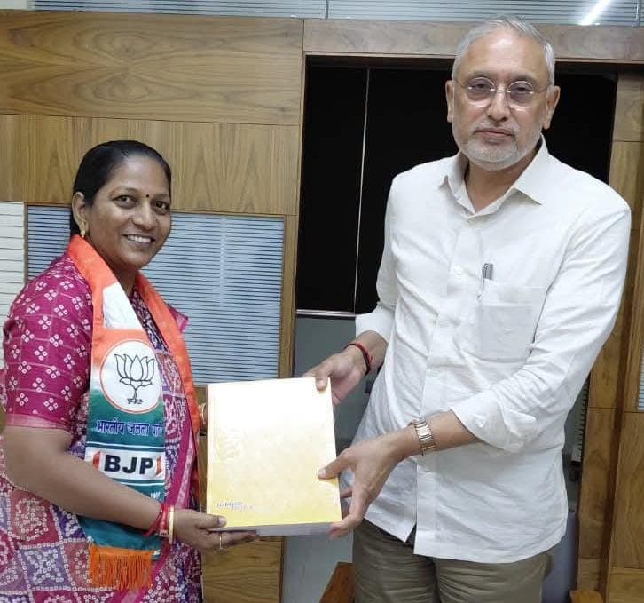 Thakor Community Celebrates Pushpaben Thakor's Appointment as BJP Mahila Morcha State General Secretary